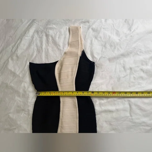 Herve Leger Marina Bandage Off The Shoulder Dress Large NWT Blush Pink - Picture 10 of 11